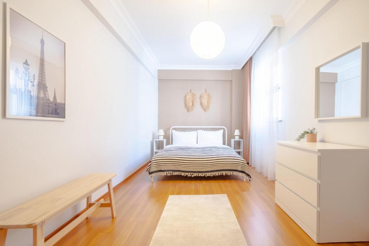 Splendid Flat With Central Location In Sisli Istanbul Exterior photo
